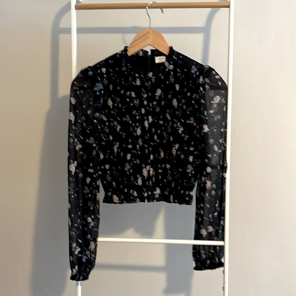 Aritzia Wilfred blouse